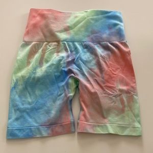 Tie dye butt lifting excersise shorts NEW NEVER WORN